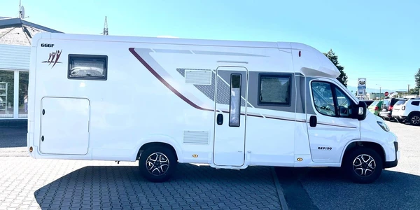 14899-cbbc7e45924a9e133f4de6a092f09ce6