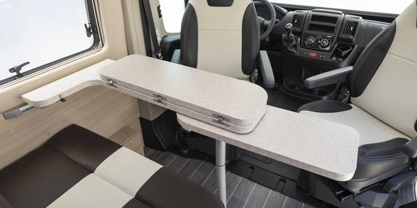 Caravansinternational__Kiros5-__Van-32-2048x1365