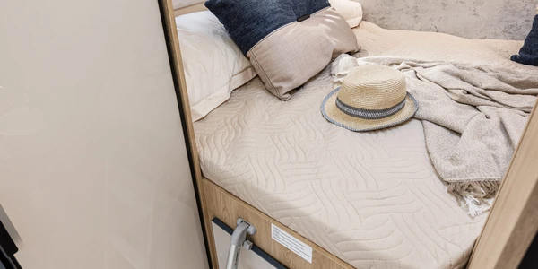 Ci-Horon-91-fit-013-scaled