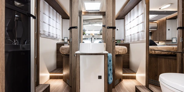 Ci-Magis-66-xt-072-2048x1366