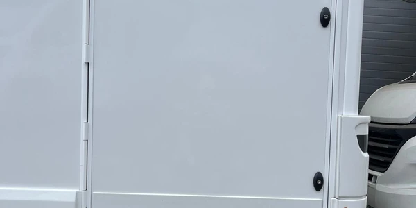 d96f3a40-d806-4861-99c2-75d451e7498d