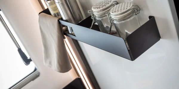 McLouis-Glamys-365-040-1367x2048