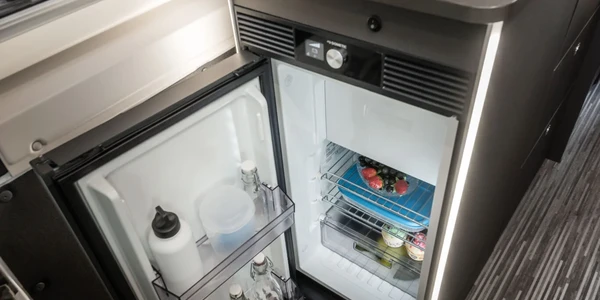 McLouis-Manfys-4-034-1367x2048