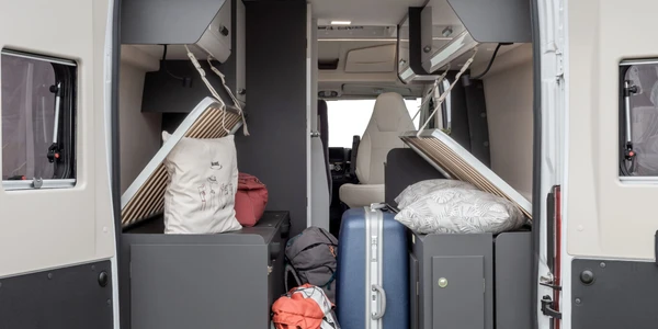 McLouis-Manfys-4-056-1367x2048