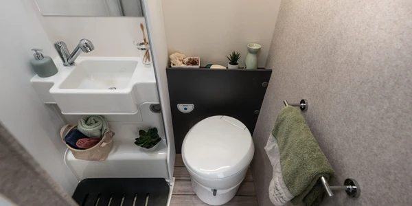 McLouis-MC4-365-059-2048x1367