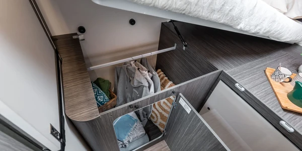 McLouis-MC4-865-123-1536x1025