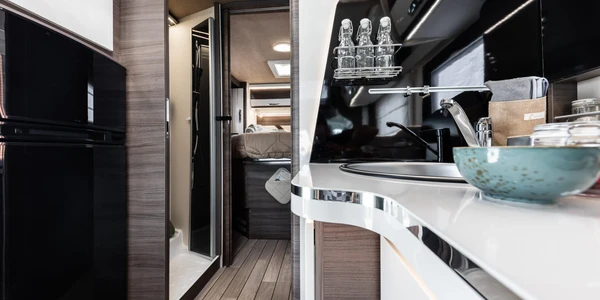 Mclouis-MC4-881G-047-2048x1365