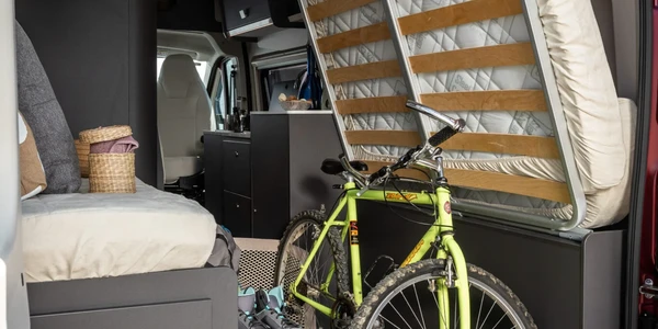 McLouis-Menfys-3-070-1365x2048