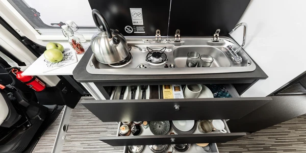 Mclouis-Menfys-S-Line-3-043-2048x1365