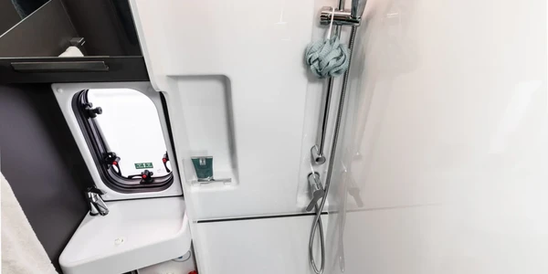 Mclouis-Menfys-S-Line-3-057-1365x2048