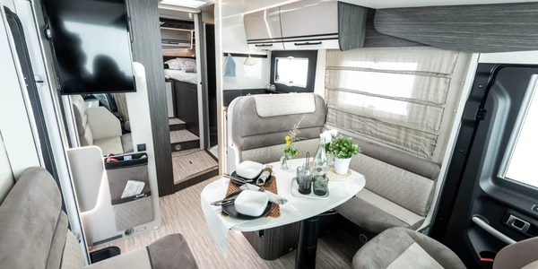 McLouis-Nevis-873-025-1-1536x1025