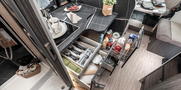 McLouis-Nevis-873-064-1536x1025