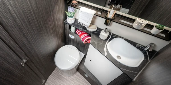 McLouis-Nevis-873-078-1536x1024