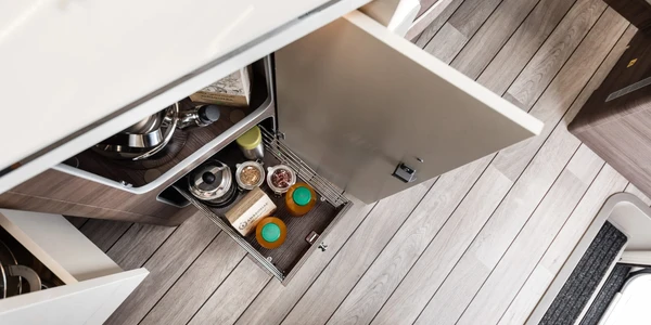 Mclouis-Nevis-873G-030-2048x1365