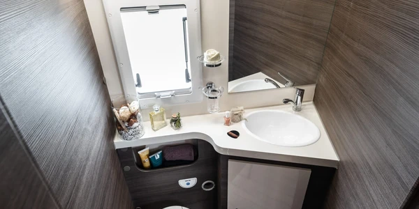 Mclouis-Nevis-879G-037-scaled