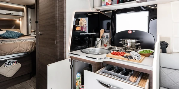 Mclouis-Nevis-881G-023-scaled