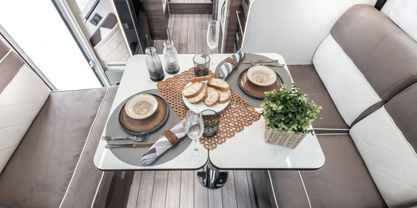 McLouis_MC4_870-021-2048x1367