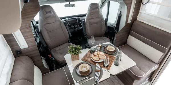 McLouis_MC4_870-030-2048x1463