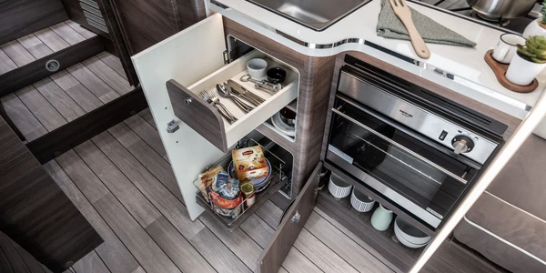 McLouis_MC4_870-060-2048x1367