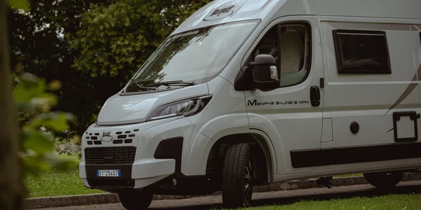 MEETING-2024-AMB-6targa-2048x1365 (1)